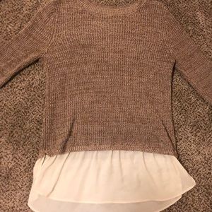 Size medium but fits closer to a Small. :)